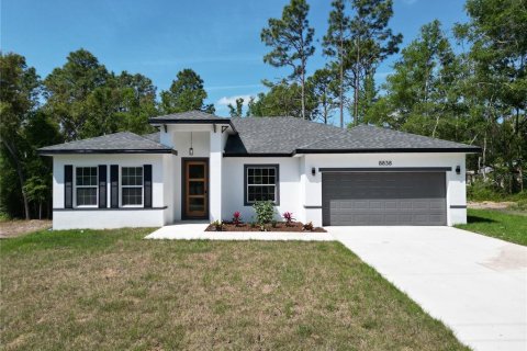 House in Citrus Springs, Florida 4 bedrooms, 164.81 sq.m. № 1649480 - photo 1