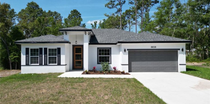 House in Citrus Springs, Florida 4 bedrooms, 164.81 sq.m. № 1649480