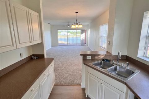 Copropriété à louer à Punta Gorda, Floride: 3 chambres, 120.12 m2 № 1743153 - photo 6