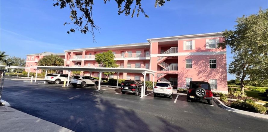 Condominio en Punta Gorda, Florida, 3 dormitorios № 1743153