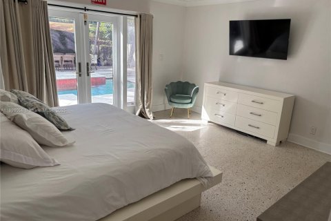 Снять в аренду виллу или дом в Холливуд, Флорида 4 спальни, 146.51м2, № 1951338 - фото 20