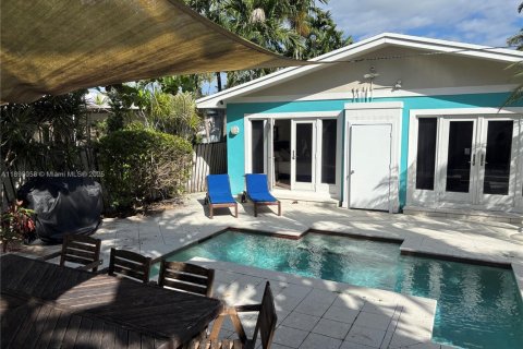 Снять в аренду виллу или дом в Холливуд, Флорида 4 спальни, 146.51м2, № 1951338 - фото 30