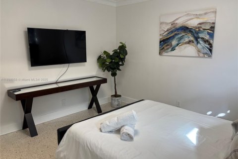 Снять в аренду виллу или дом в Холливуд, Флорида 4 спальни, 146.51м2, № 1951338 - фото 18