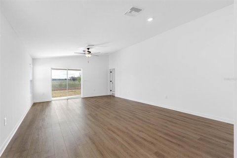 House in Lakeland, Florida 4 bedrooms, 184.04 sq.m. № 2306773 - photo 5