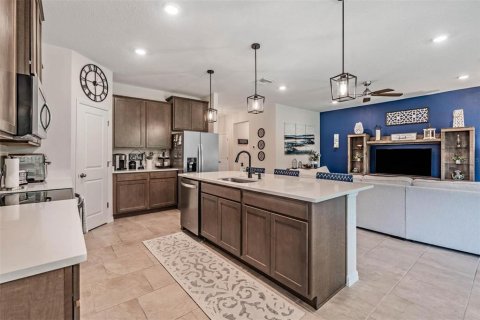 Casa en venta en Land O' Lakes, Florida, 4 dormitorios, 189.99 m2 № 2115028 - foto 11