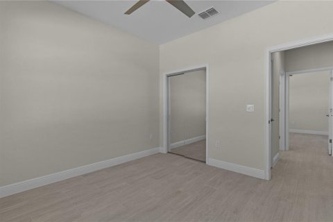 House in Oxford, Florida 4 bedrooms, 203.55 sq.m. № 1680942 - photo 22