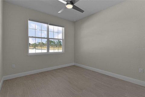 House in Oxford, Florida 4 bedrooms, 203.55 sq.m. № 1680942 - photo 21