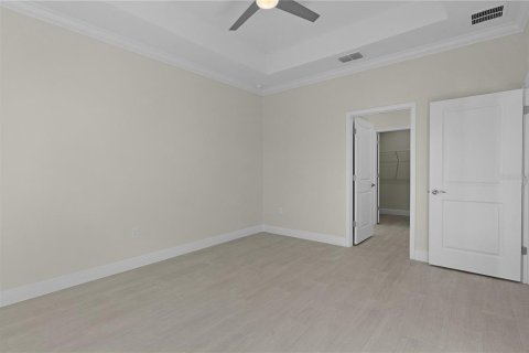 House in Oxford, Florida 4 bedrooms, 203.55 sq.m. № 1680942 - photo 12