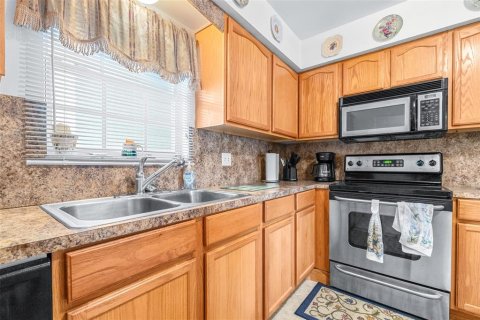 Condo in Belleair, Florida, 2 bedrooms  № 1618138 - photo 23