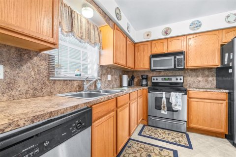 Condo in Belleair, Florida, 2 bedrooms  № 1618138 - photo 24