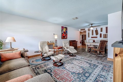 Villa ou maison à vendre à Largo, Floride: 1 chambre, 95.5 m2 № 1740637 - photo 7