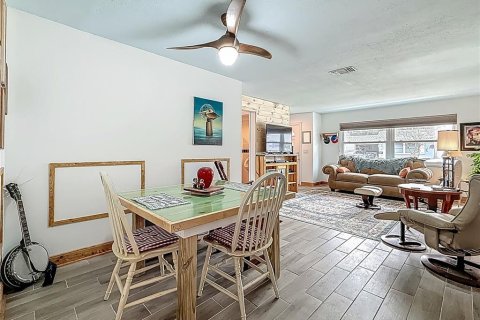 Villa ou maison à vendre à Largo, Floride: 1 chambre, 95.5 m2 № 1740637 - photo 12