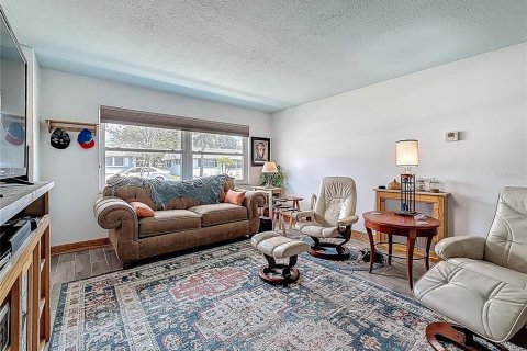 Casa en venta en Largo, Florida, 1 dormitorio, 95.5 m2 № 1740637 - foto 10