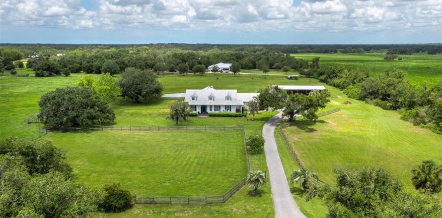 Casa en Sarasota, Florida 3 dormitorios, 195.09 m2 № 1808346