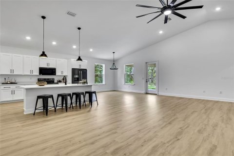 House in Brooksville, Florida 4 bedrooms, 191.47 sq.m. № 1876186 - photo 4