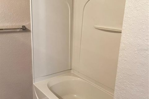 Купить кондоминиум в Окала, Флорида 5 комнат, 132.76м2, № 1525908 - фото 12