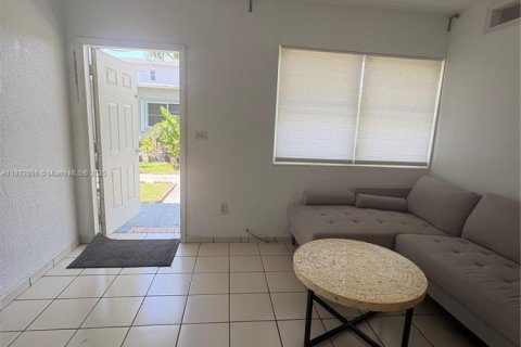 Studio in the Condo in Miami Beach, Florida  № 1760855 - photo 8