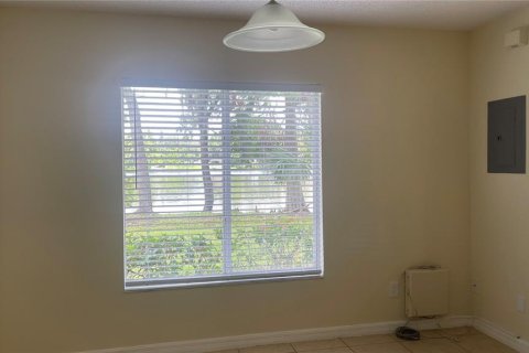 Adosado en venta en Tampa, Florida, 3 dormitorios, 126.72 m2 № 1894212 - foto 6
