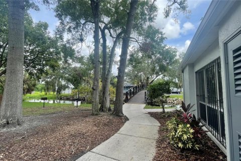 Adosado en venta en Tampa, Florida, 3 dormitorios, 126.72 m2 № 1894212 - foto 24