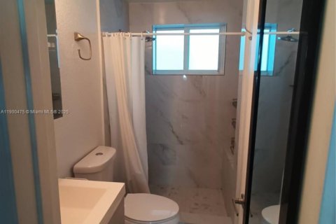 Condominio en venta en Miami Beach, Florida, 43.48 m2 № 2015925 - foto 4