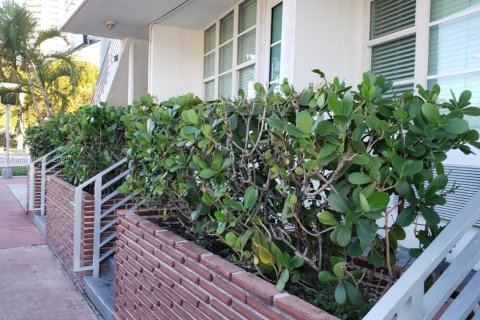 Condominio en venta en Miami Beach, Florida, 43.48 m2 № 2015925 - foto 2