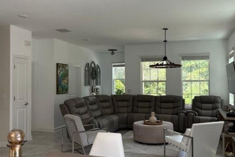 Townhouse in Davenport, Florida 5 bedrooms, 234.3 sq.m. № 1882803 - photo 4