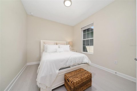 Townhouse in Davenport, Florida 5 bedrooms, 234.3 sq.m. № 1882803 - photo 24