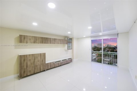 Condominio en venta en Miami, Florida, 2 dormitorios, 103.4 m2 № 1710061 - foto 15