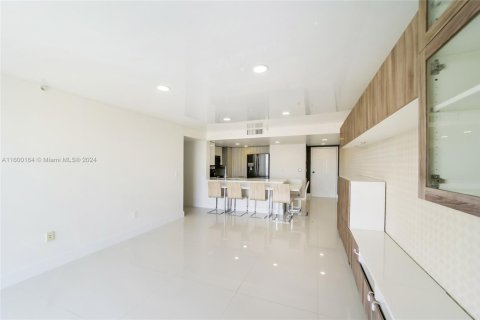 Condominio en venta en Miami, Florida, 2 dormitorios, 103.4 m2 № 1710061 - foto 7
