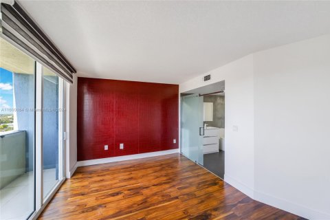 Condominio en venta en Miami, Florida, 2 dormitorios, 103.4 m2 № 1710061 - foto 20