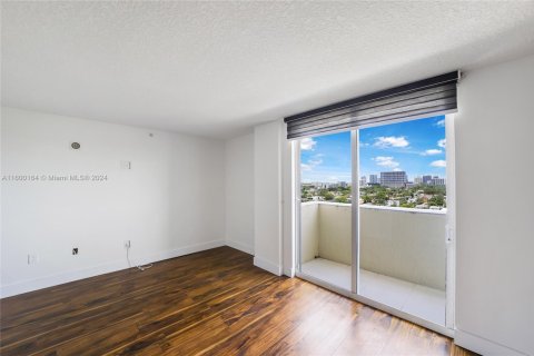 Condominio en venta en Miami, Florida, 2 dormitorios, 103.4 m2 № 1710061 - foto 18