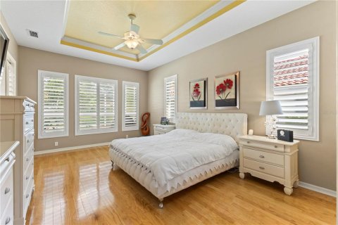 House in Tampa, Florida 6 bedrooms, 335.38 sq.m. № 2101105 - photo 26