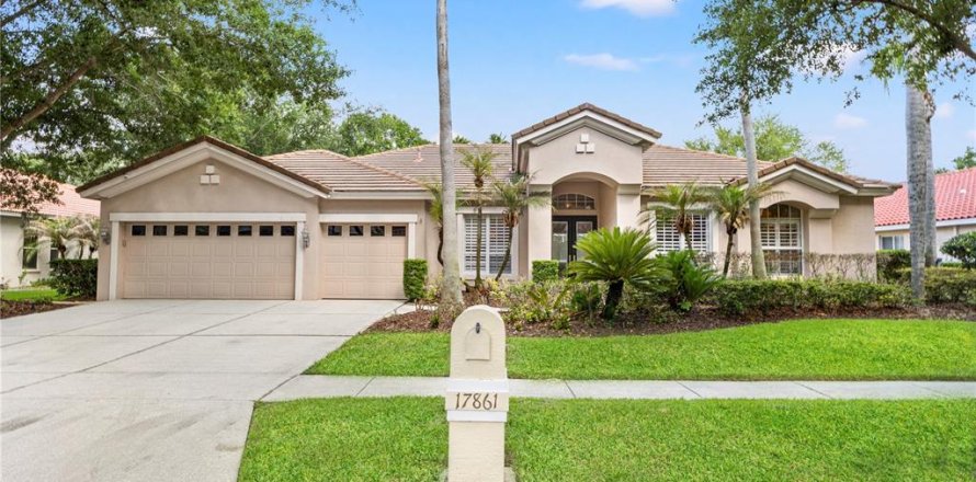House in Tampa, Florida 6 bedrooms, 335.38 sq.m. № 2101105