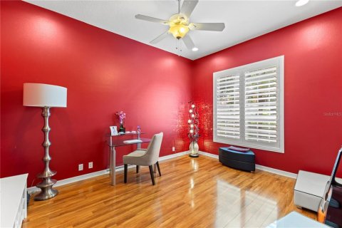 House in Tampa, Florida 6 bedrooms, 335.38 sq.m. № 2101105 - photo 12