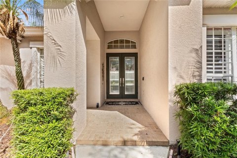 House in Tampa, Florida 6 bedrooms, 335.38 sq.m. № 2101105 - photo 5