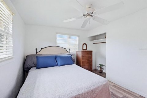 House in Englewood, Florida 2 bedrooms, 77.11 sq.m. № 2230717 - photo 26