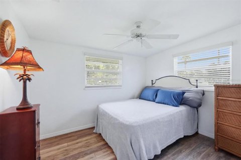 House in Englewood, Florida 2 bedrooms, 77.11 sq.m. № 2230717 - photo 27