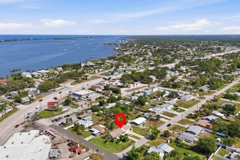 House in Englewood, Florida 2 bedrooms, 77.11 sq.m. № 2230717 - photo 5