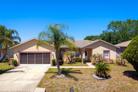 House in Kissimmee, Florida 3 bedrooms, 149.48 sq.m. № 2306605