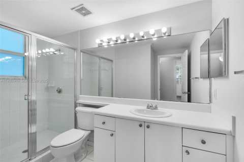 Купить кондоминиум в Мирамар, Флорида 3 спальни, 105.91м2, № 2061592 - фото 14