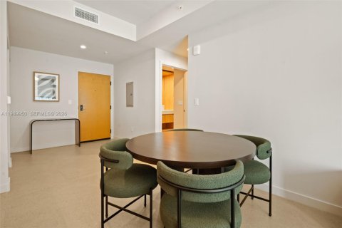 Купить кондоминиум в Майами, Флорида 1 спальня, 55.74м2, № 2052137 - фото 6