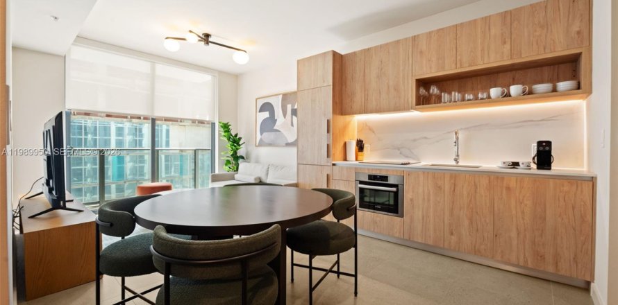 Кондоминиум с 1 спальней в Майами, Флорида № 2052137