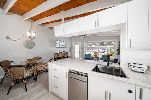 Condominio en venta en Sarasota, Florida, 1 dormitorio, 56.86 m2 № 2205964 - foto 30