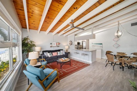 Condominio en venta en Sarasota, Florida, 1 dormitorio, 56.86 m2 № 2205964 - foto 24