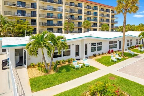 Condominio en venta en Sarasota, Florida, 1 dormitorio, 56.86 m2 № 2205964 - foto 4