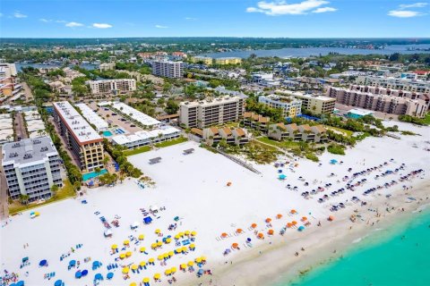 Condominio en venta en Sarasota, Florida, 1 dormitorio, 56.86 m2 № 2205964 - foto 15