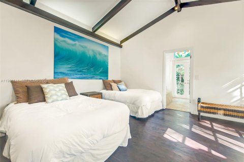 Villa ou maison à louer à Miami Beach, Floride: 5 chambres, 335.28 m2 № 2021912 - photo 17