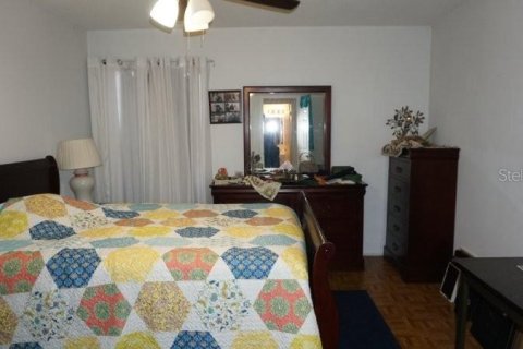 Condominio en venta en New Port Richey, Florida, 1 dormitorio, 72.28 m2 № 1788179 - foto 12