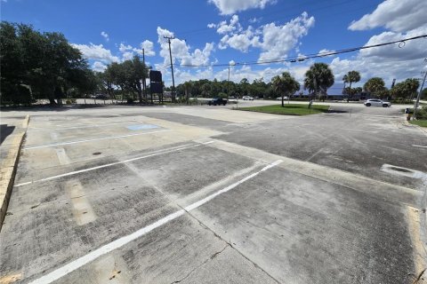 Commercial property in Vero Beach, Florida № 2215310 - photo 13