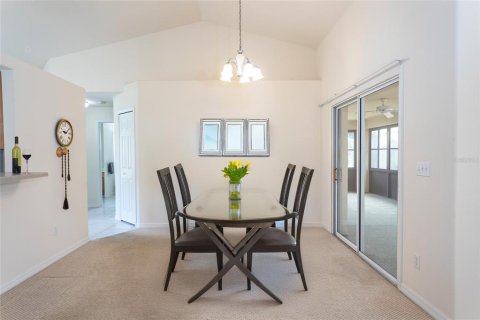 House in Palm Coast, Florida 3 bedrooms, 171.78 sq.m. № 1666906 - photo 6